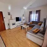 Lili * Biograd Na Moru