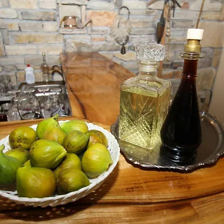 Lili アパート ビオグラード・ナ・モル