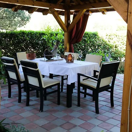 Lili Апартаменты