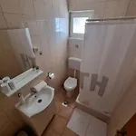 Lili شقة *