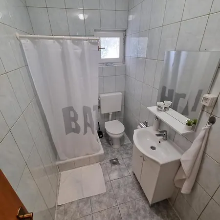Apartament Lili *
